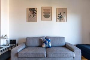 Central Apt Parking – by Viva Domus