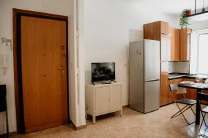 CineMaison - Near Metro - by Viva Domus