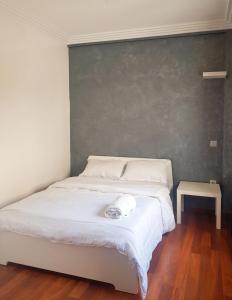 Cosy Apartment in Casablanca with Balcony - 45 m² and Garden