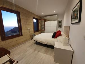 Spacious house in Arona with terrace and garden
