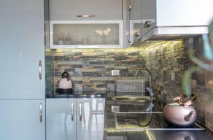 Penthouse Condo Sarandë