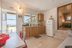 Lydia Guest House