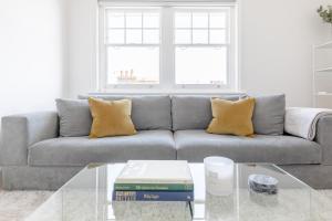 Sleek Scandi-Inspired 2BD Flat Fulham