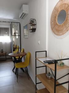 Studio Verde with swimming pool