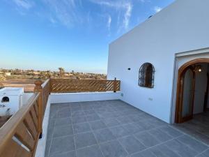 Exceptional villa with bright architecture