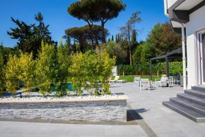 Villa Isabel con piscina moderna e area benessere
