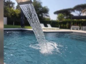 Villa Isabel con piscina moderna e area benessere