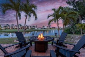 Endless Tides 2 by Sun Palace Vacations
