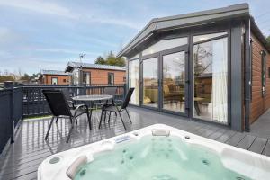 Host & Stay - Mollys Retreat