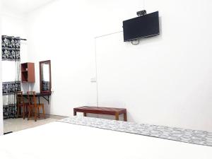 Mount View Hotel Badulla Room 02