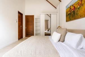 Stylish 2BR Pool Townhouse in Sanur