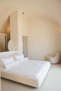 VOUNO Santorini Private Villas