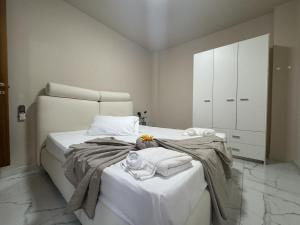Central Station, Sea, Wifi, AC & Parking