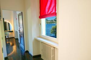 Dionigi Lake Front Apartment
