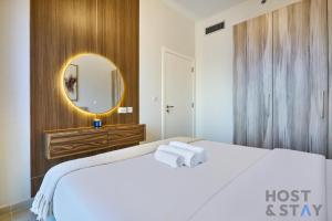 Golf Vita Damac Hills, 1BR with Views - Host & Stay