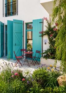 Flower Cozy Flat Santorini 5 Minutes Walking From the Sea Free Parking
