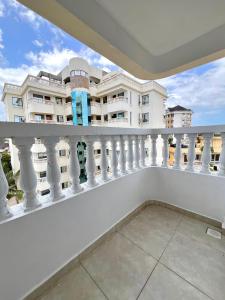 Cozy Studio with Pool & Rooftop Ocean Views Nyali 5th Avenue