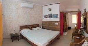 Jamjir Retreat Farm House