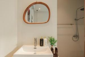 Hidden Gem 2BR Villa with Private Pool canggu