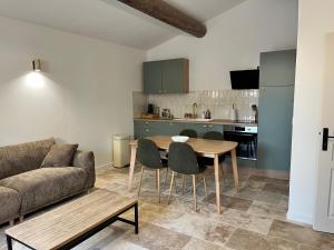 Mazet St Antoine Jardin Clim proche centre