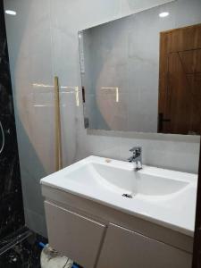 appartement proche de port et petit paris kelibia