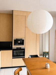 Bright Modern Designer Apartment