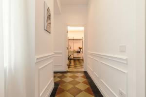 AT 203 - NEW and spacious designer apartment near the Vatican