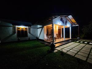 SMK Peacock Villa tissamaharama