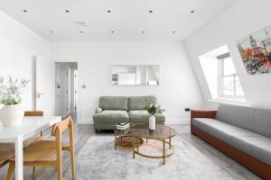Little Venice Stylish Apartment Sleeps 7 Family Friendly