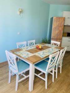 Kranevo Modern Vintage Retreat - 6 Min to Beach
