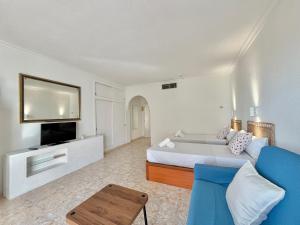 LaFrenchTouch - Estudio con terraza y vista mar
