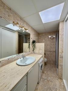 LaFrenchTouch - Estudio con terraza y vista mar