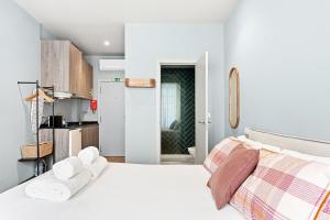 GuestReady - The Cats Studios