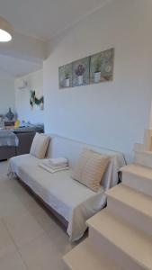 Elinas Maisonette