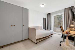 Modern Ensuite Dormitory Room Near Kirchberg