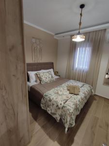 Evitas House
