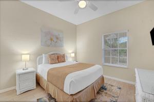 Newly Renovated Condo with stunning view of pond walking trail and tennis courts