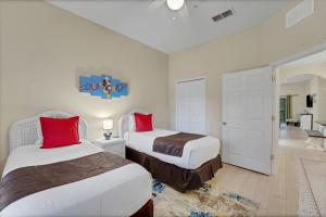 Newly Renovated Condo with stunning view of pond walking trail and tennis courts