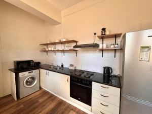 City Nest Modern City Apartment