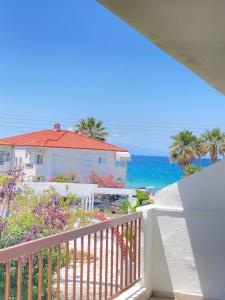 Ioli Beach