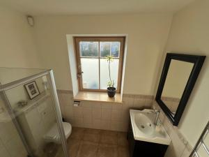9 min from Palanga! luxury house on the river and sauna