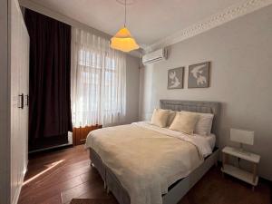 Luxury 1BR Turkish Bath Walk to Galata