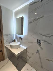 Glasshouse in m3m duplex