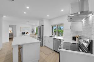Recently Renovated Tigertail Beach Retreat
