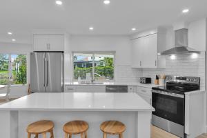 Recently Renovated Tigertail Beach Retreat