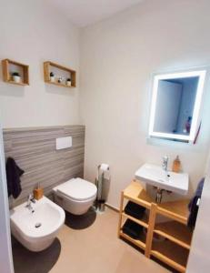 Central 1BR Apartment w terrace&parking spaces