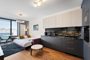 Lubomelska City Prestige Apartment by BookingHost