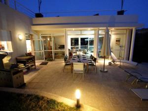 Villa contemporaine avec vue mer