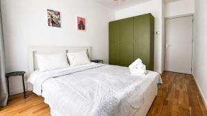 Cozy Urbana Flat - Private Parking