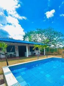 Cabana Steps From The Beach with Pool & Beach Access